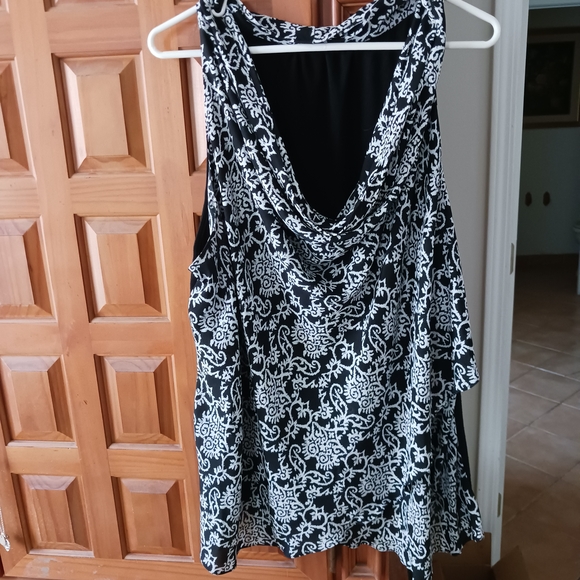 Tops - 3/$30 Black and White Printed Cowl Neck Women's Blouse